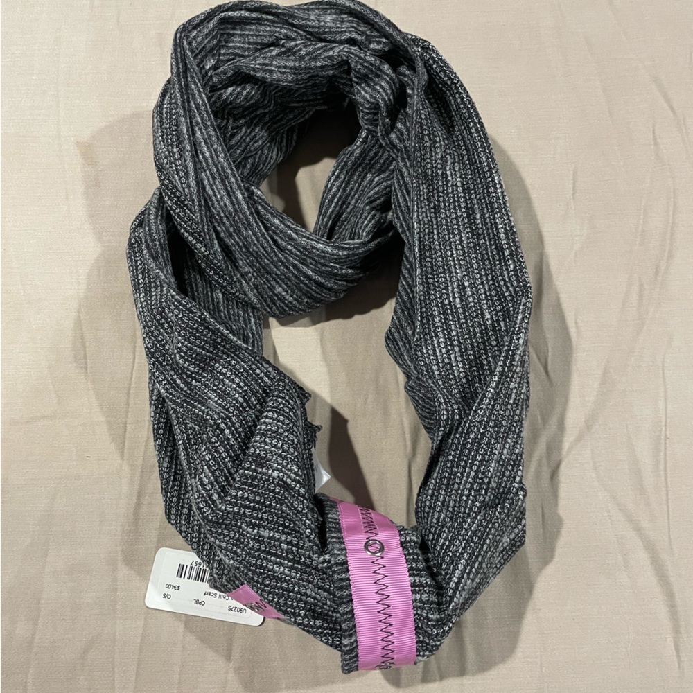 Children’s infinity wrap - ivivva village chill scarf. Grey and pink